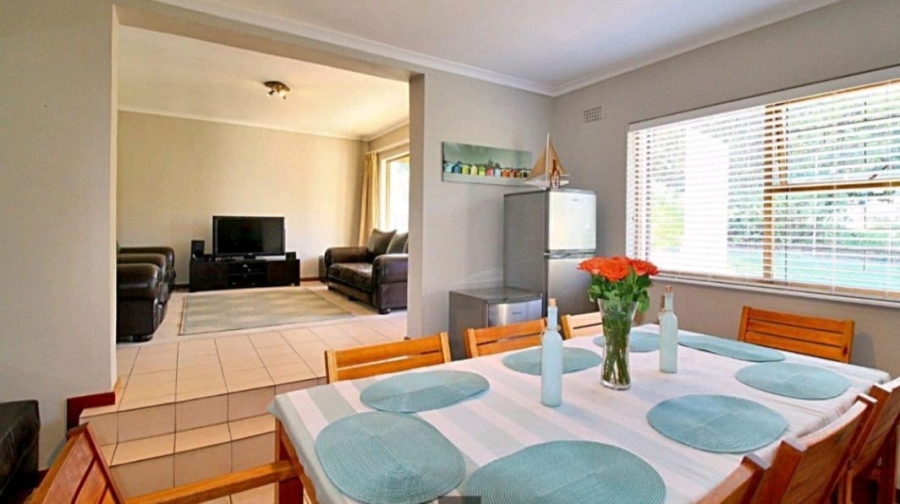 To Let 3 Bedroom Property for Rent in Heldervue Western Cape